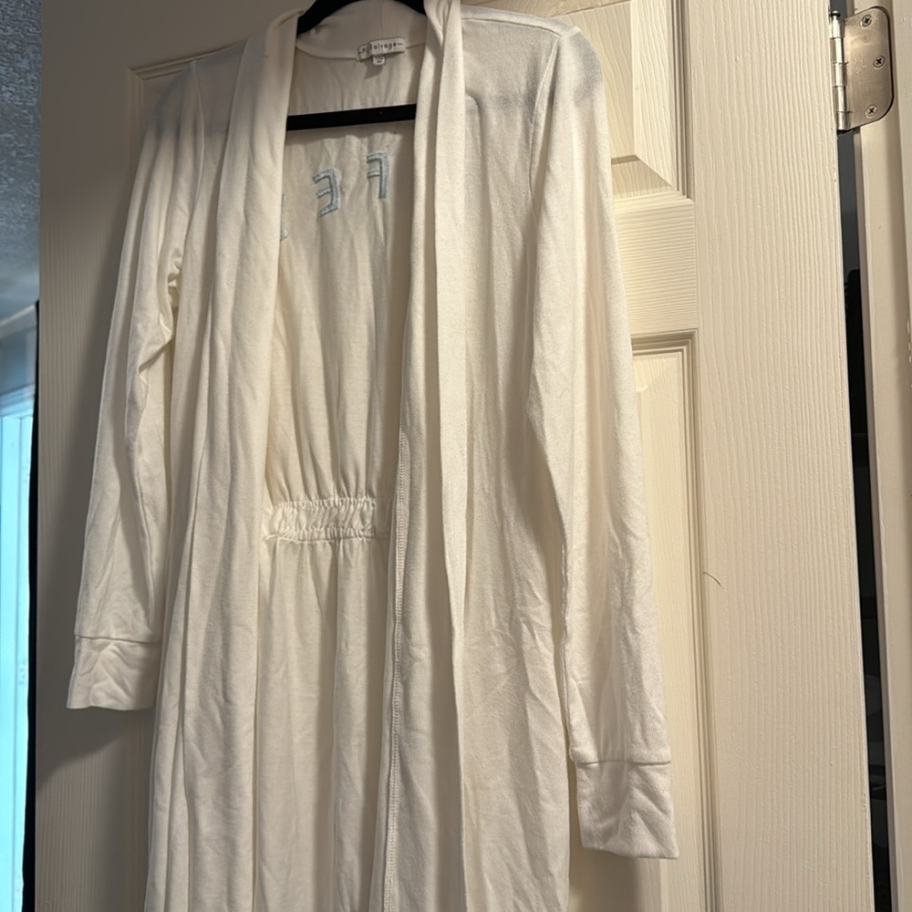 WIFEY Robe - Picture 3 of 5